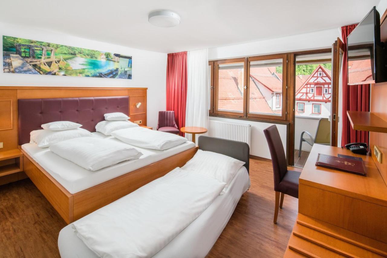 Hotel-Restaurant Ochsen Blaubeuren Pokoj fotografie